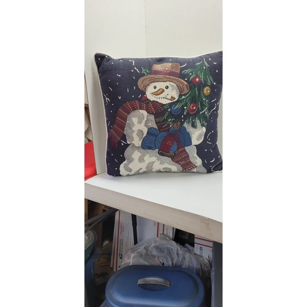 Madison Landing Snowman Needlepoint pillow 17 x 17 inches‎
